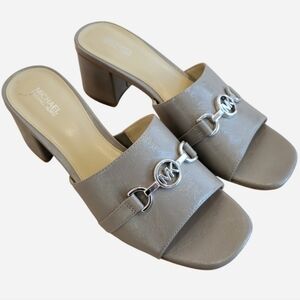 Michael Kors Mules 8.5 Heels Sandal Gray Taupe Silver Block Horsebit Elegant